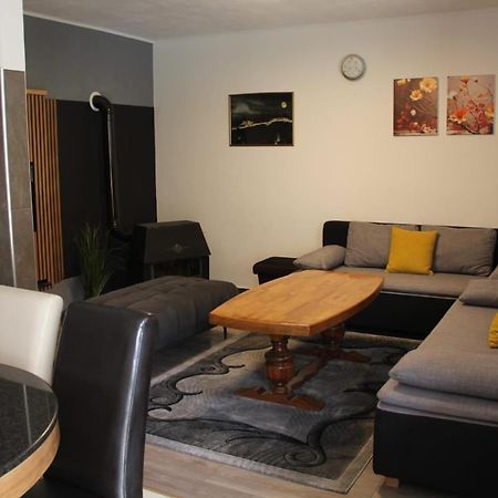 Apartman Lilium Knin Eksteriør billede